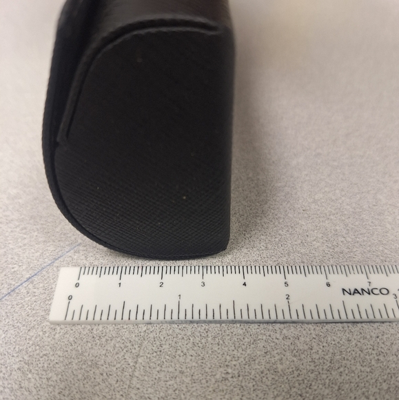 *** LIMITED-TIME get 24-30% OFF *** PRADA hardcase for sunglasses - Picture 5 of 6